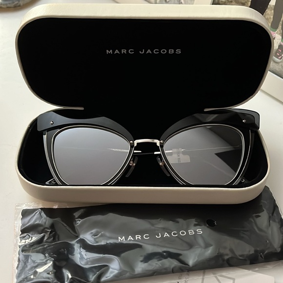 Marc Jacobs layered cat eye sunglasses main image 4